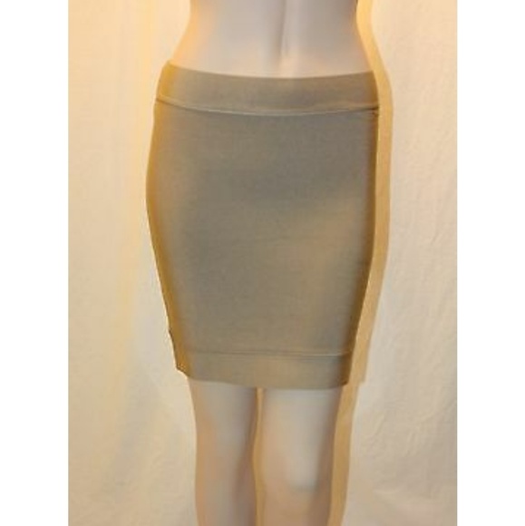 Skirt - Picture 1 of 3